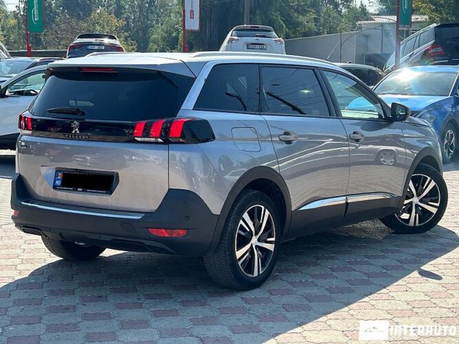 peugeot 5008 2018