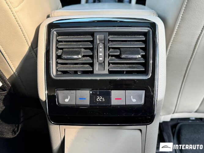 Skoda Superb 47 interauto-car