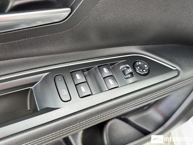 Peugeot 5008 54 interauto-car