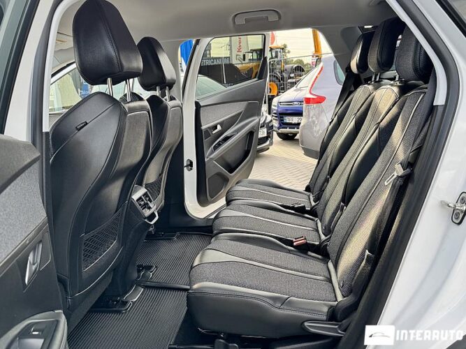 Peugeot 5008 48 interauto-car