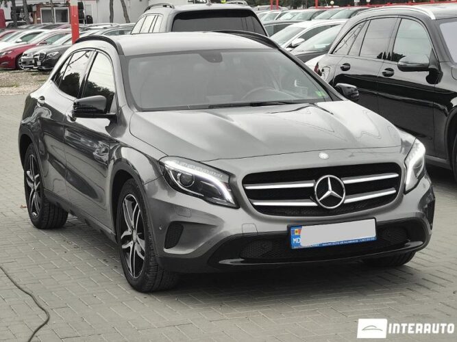 Mercedes GLA 180 32 interauto-car