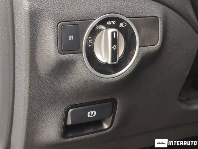 Mercedes GLA 180 46 interauto-car