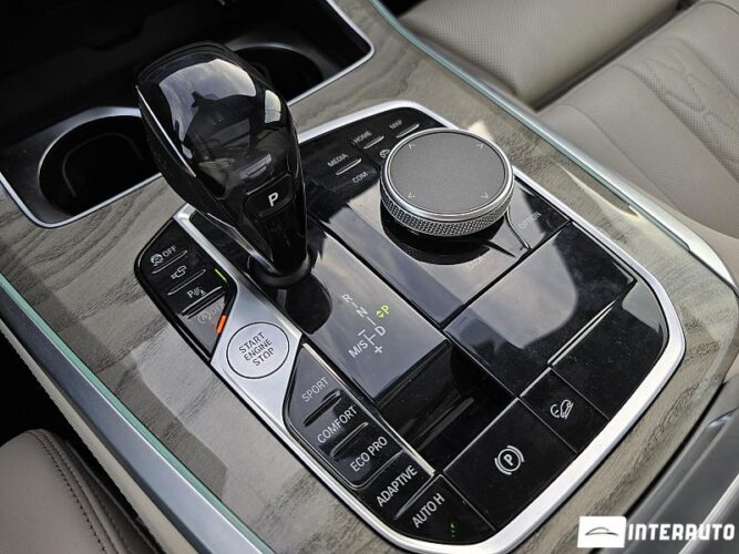 BMW X5 4.0i 51 interauto-car