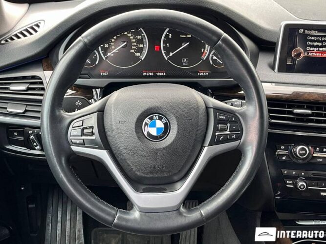 BMW X5 4.0e 37 interauto-car