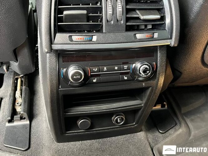 BMW X5 4.0e 46 interauto-car