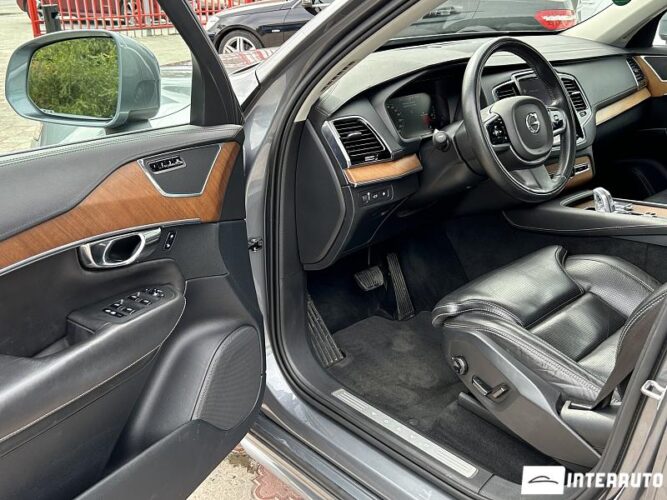 Volvo XC 90 42 interauto-car