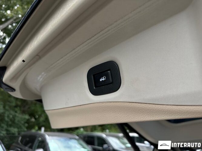 Nissan X-Trail 53 interauto-car