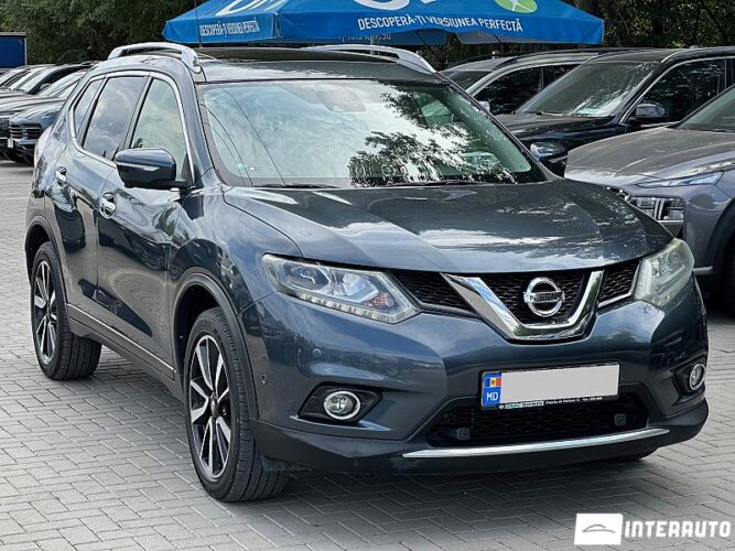 Nissan X-Trail 35 interauto-car