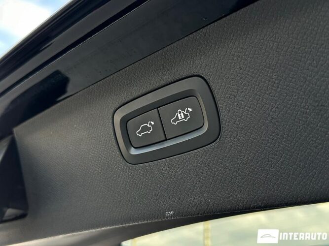 Volvo XC 90 54 interauto-car