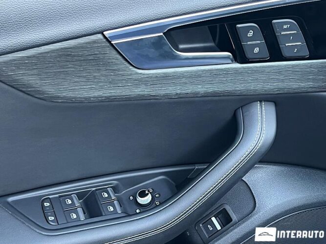 Audi A4 44 interauto-car