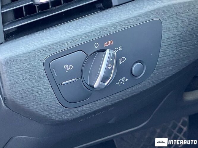 Audi A4 45 interauto-car