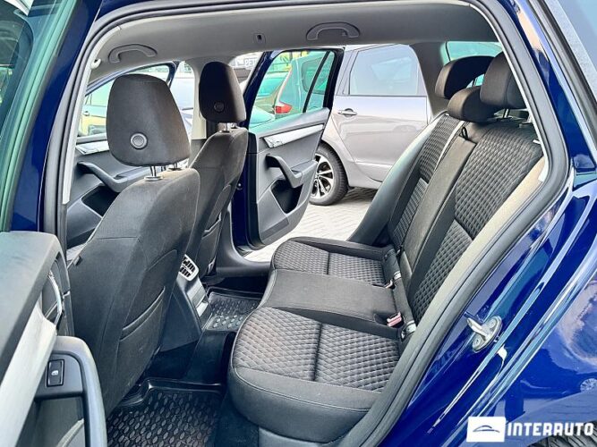 Skoda Octavia 44 interauto-car