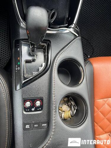 Toyota Avalon 42 interauto-car