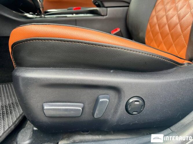 Toyota Avalon 44 interauto-car