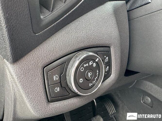 Ford Tourneo Connect 44 interauto-car