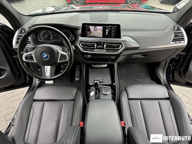 BMW X3 3.0e 37 interauto-car