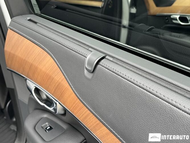 Volvo XC 90 58 interauto-car