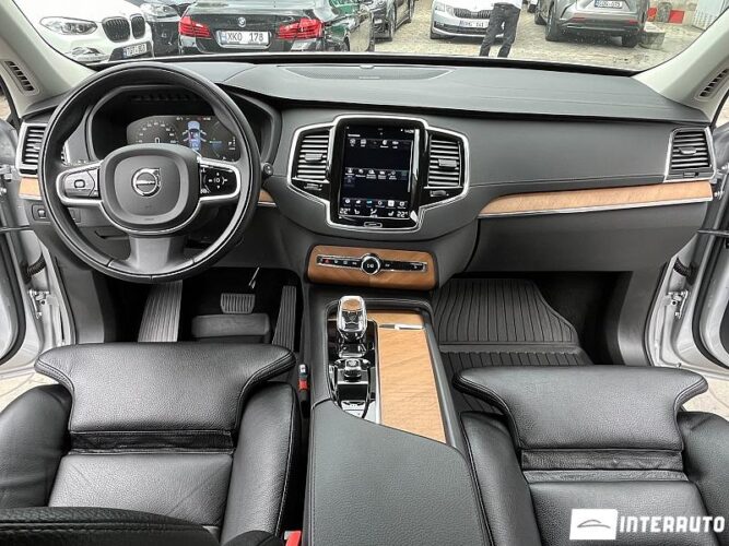 Volvo XC 90 46 interauto-car