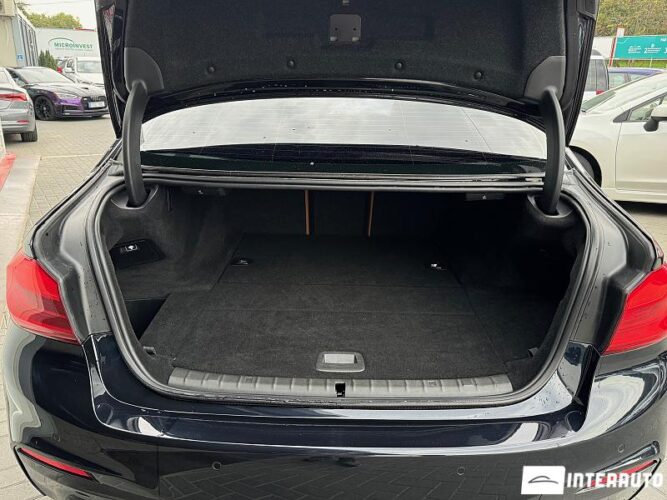 BMW 530e 50 interauto-car