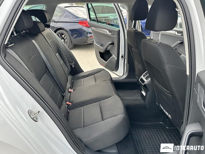 Skoda Superb 46 interauto-car