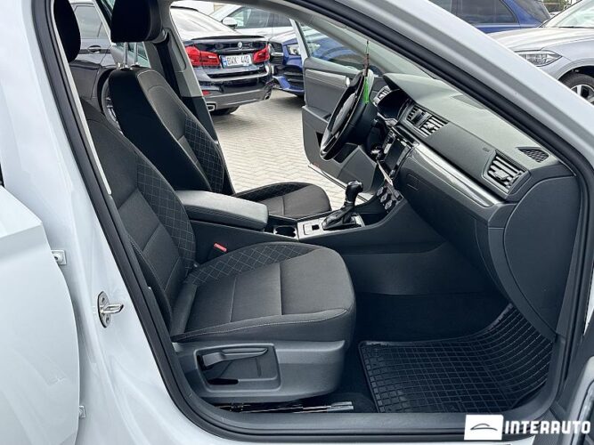 Skoda Superb 47 interauto-car