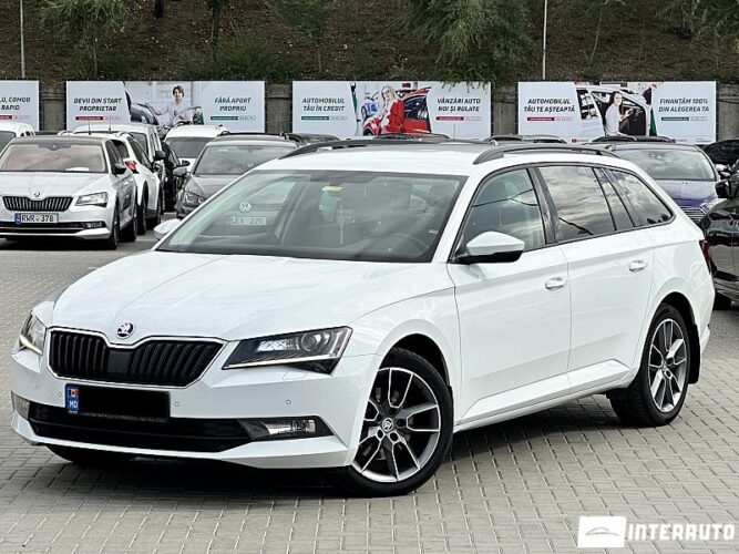 Skoda Superb 35 interauto-car