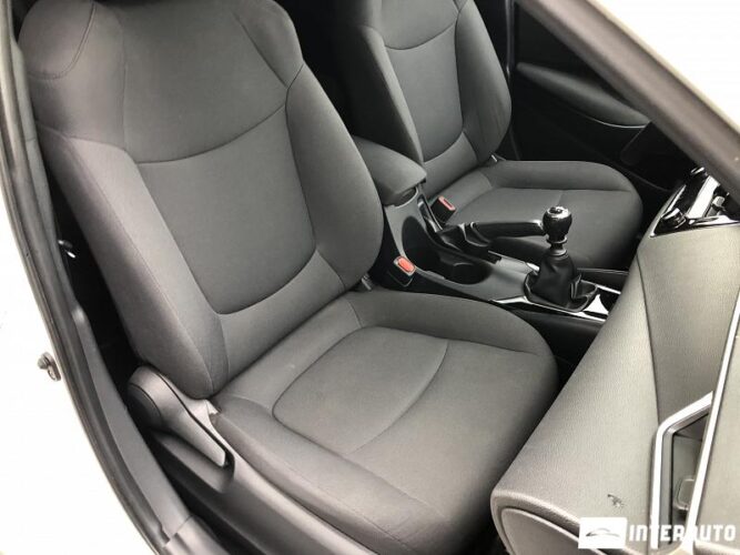 Toyota Corolla 32 interauto-car