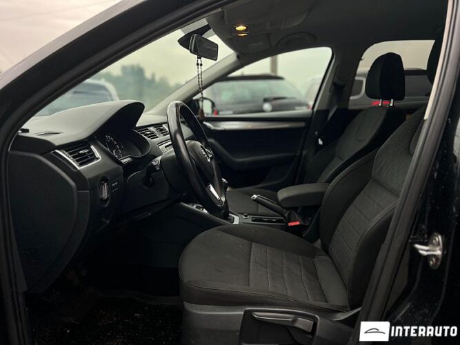 Skoda Octavia 31 interauto-car