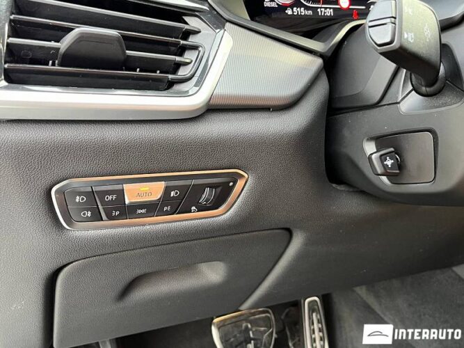 BMW X5 3.0D 53 interauto-car