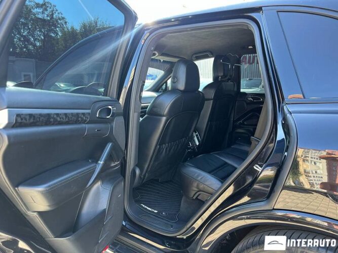 Porsche Cayenne S 52 interauto-car