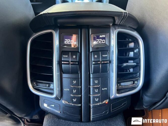 Porsche Cayenne S 51 interauto-car