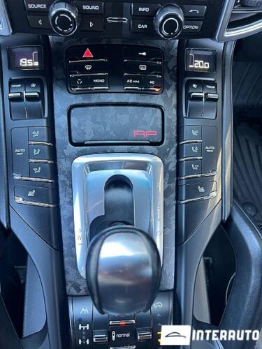 Porsche Cayenne S 46 interauto-car