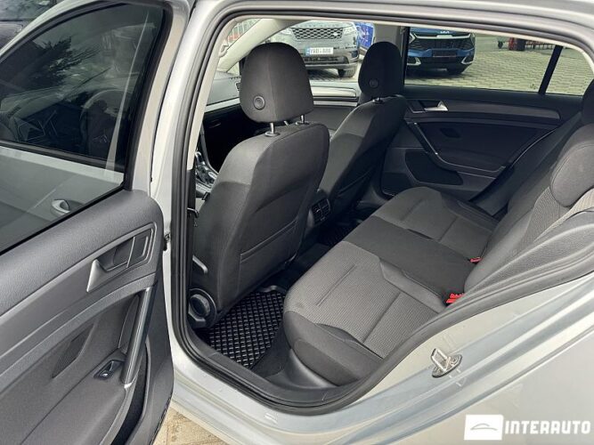 volkswagen e-Golf 2019