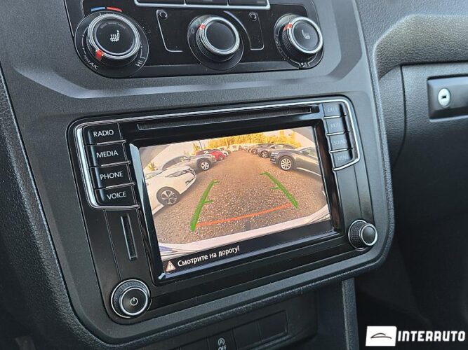 Volkswagen Caddy Maxi 35 interauto-car