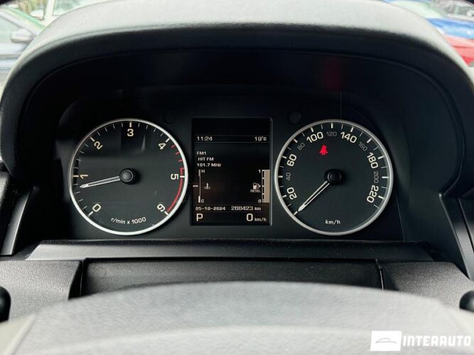 Land Rover Discovery 44 interauto-car