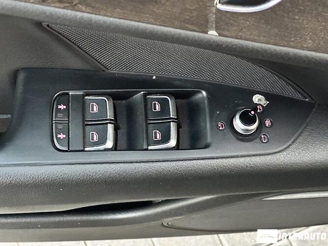 Audi A7 54 interauto-car
