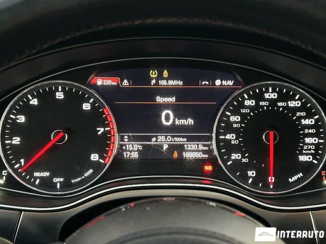 Audi A7 42 interauto-car