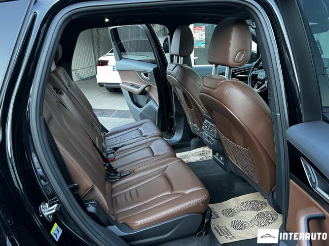 Audi Q7 50 interauto-car