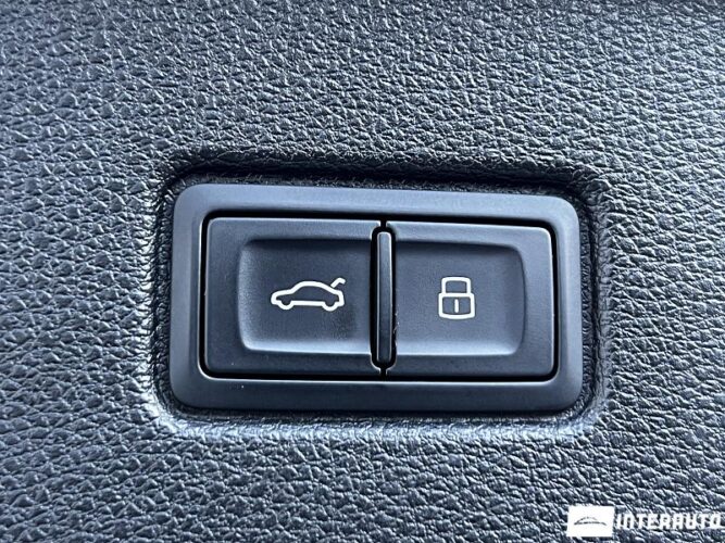 Audi Q7 53 interauto-car