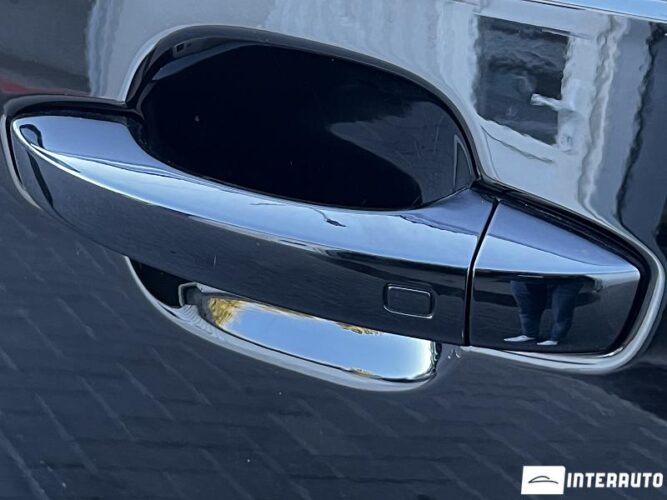 Audi Q7 60 interauto-car