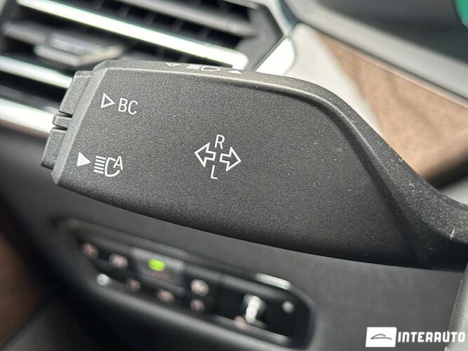 BMW X5 4.5e 61 interauto-car