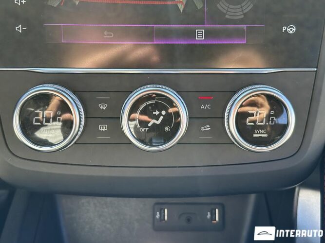 Renault Kadjar 42 interauto-car