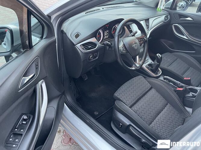 Opel Astra 31 interauto-car