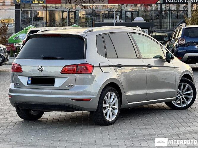 Volkswagen Golf Sport Van 31 interauto-car
