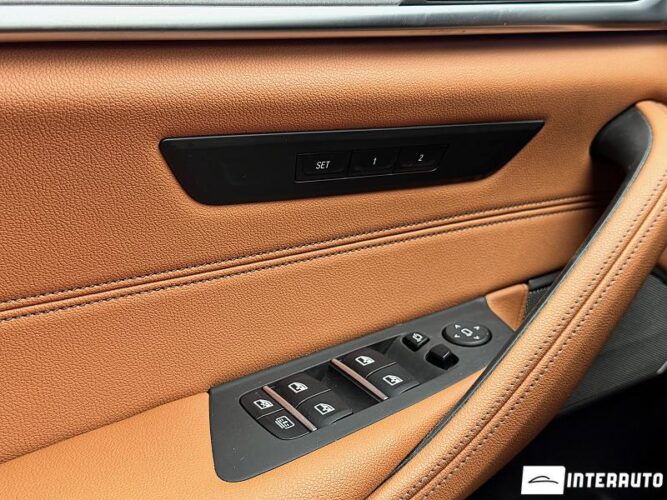 BMW 530e 47 interauto-car