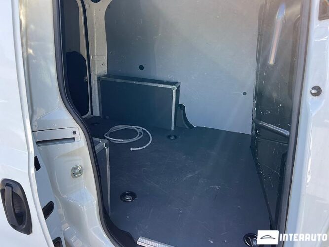 Opel Combo 33 interauto-car