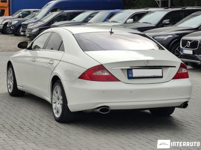 Mercedes CLS 350 36 interauto-car
