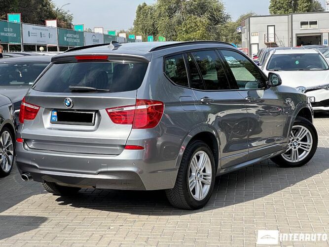 BMW X3 2.0D 35 interauto-car