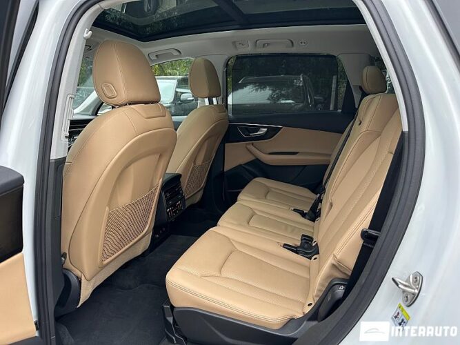 Audi Q7 63 interauto-car