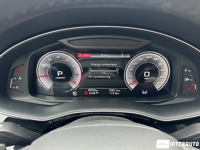 Audi Q7 52 interauto-car